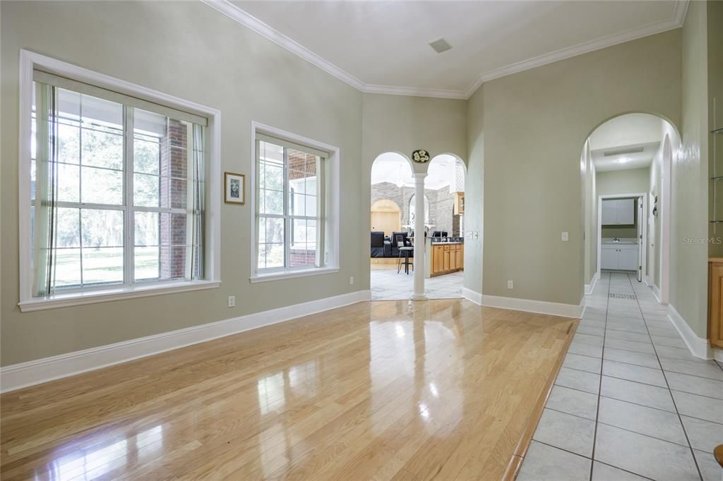 For Rent: $4,950 (5 beds, 4 baths, 5349 Square Feet)