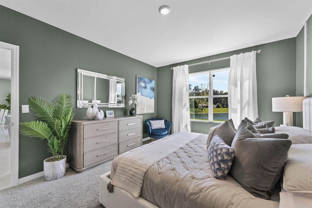 На продажу: $317,990 (4 спален, 2 ванн, 1828 Квадратных фут)