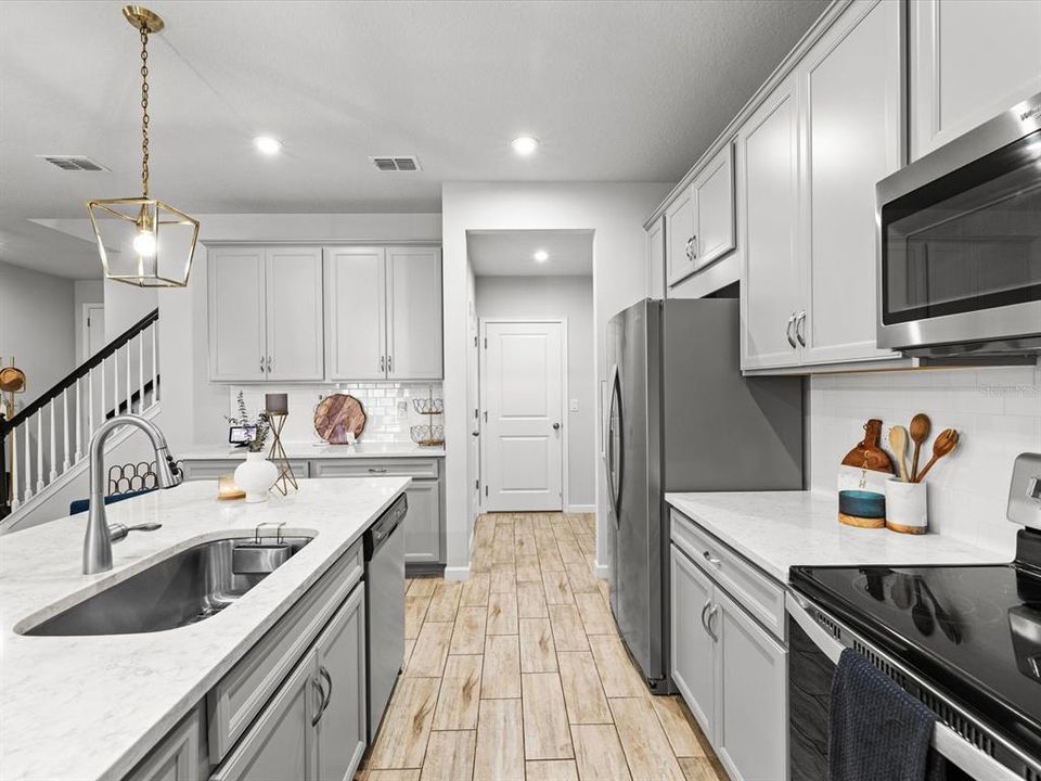 На продажу: $475,000 (4 спален, 3 ванн, 2574 Квадратных фут)