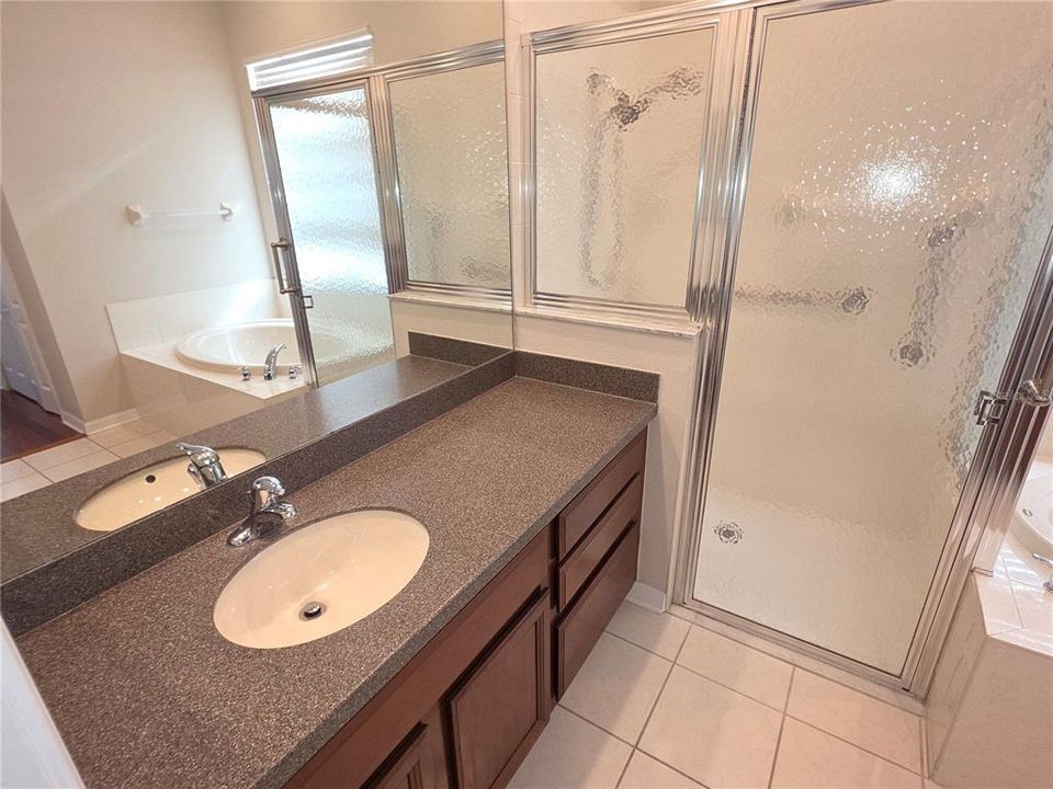 For Sale: $429,900 (4 beds, 3 baths, 2295 Square Feet)