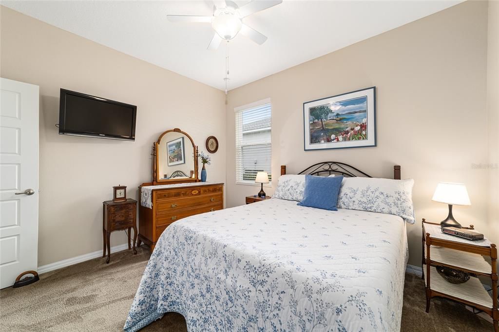 For Sale: $344,999 (3 beds, 2 baths, 1874 Square Feet)