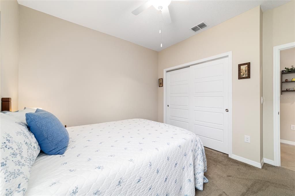 For Sale: $344,999 (3 beds, 2 baths, 1874 Square Feet)