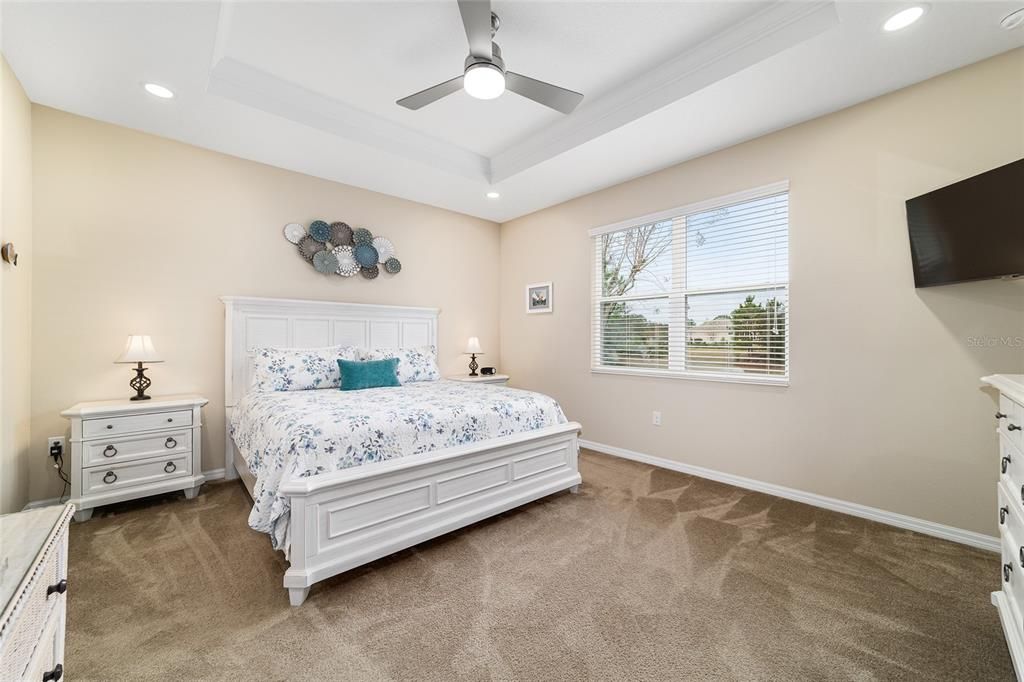 For Sale: $344,999 (3 beds, 2 baths, 1874 Square Feet)