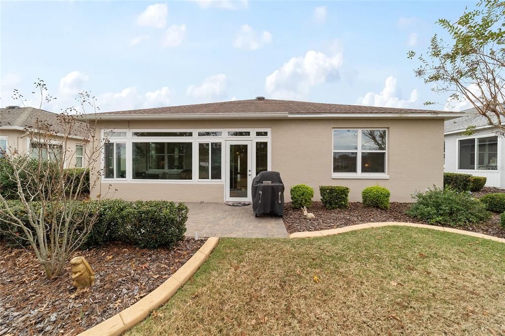 For Sale: $344,999 (3 beds, 2 baths, 1874 Square Feet)