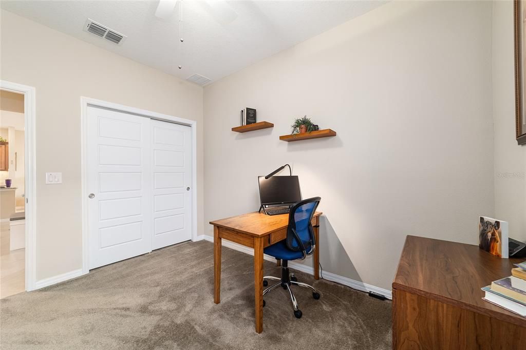 For Sale: $344,999 (3 beds, 2 baths, 1874 Square Feet)