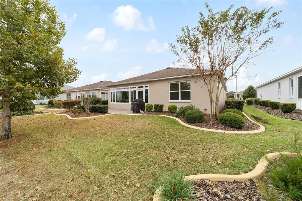 For Sale: $344,999 (3 beds, 2 baths, 1874 Square Feet)