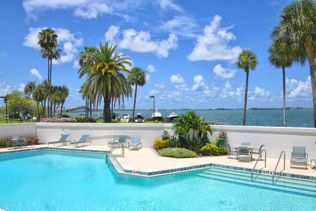 For Rent: $4,500 (2 beds, 2 baths, 1555 Square Feet)