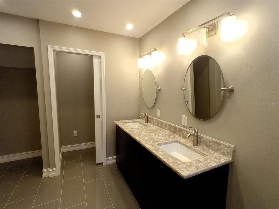 For Rent: $2,850 (4 beds, 2 baths, 1791 Square Feet)