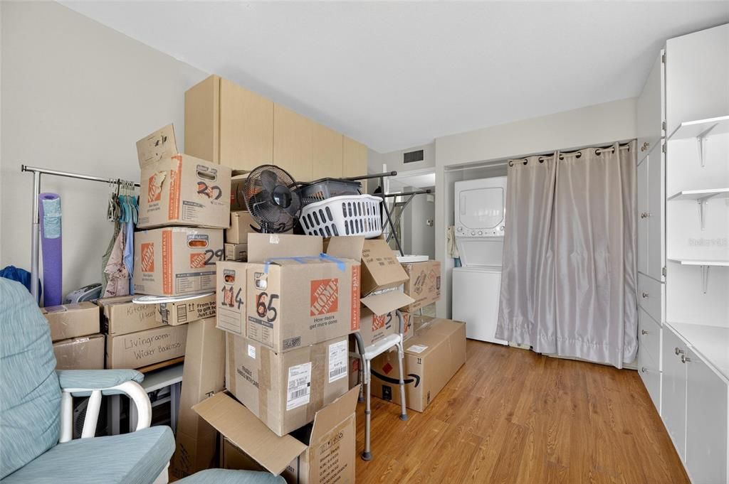 For Sale: $92,500 (2 beds, 2 baths, 960 Square Feet)