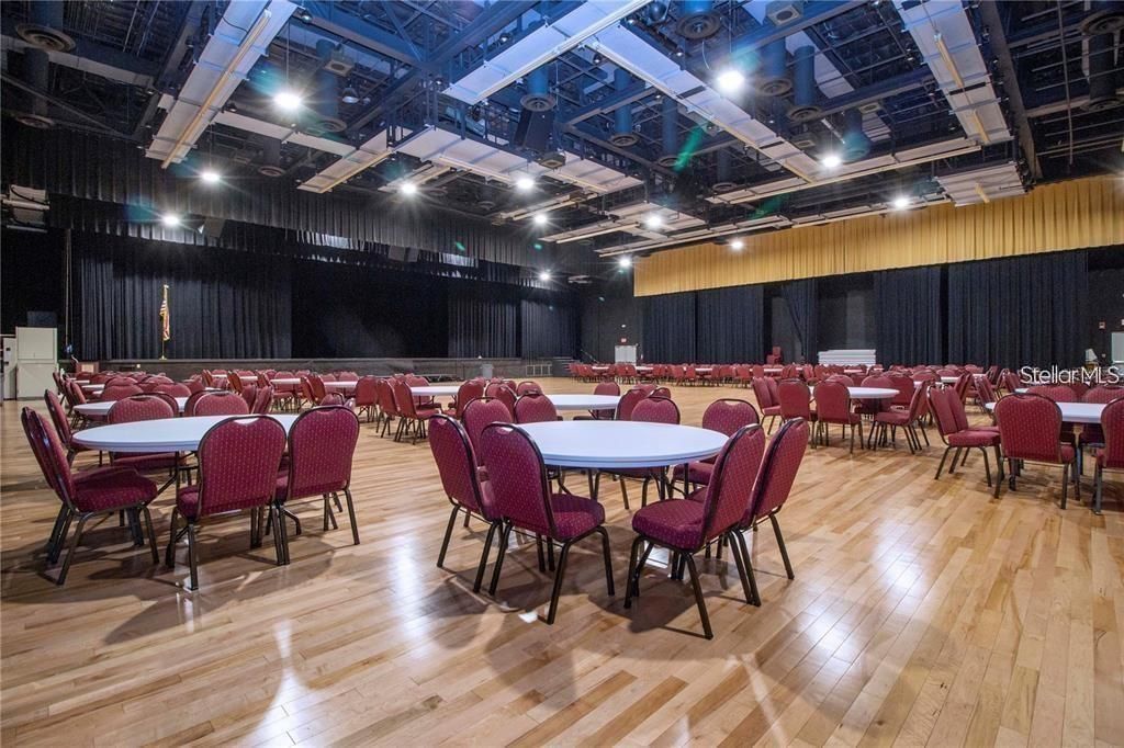 For Sale: $92,500 (2 beds, 2 baths, 960 Square Feet)