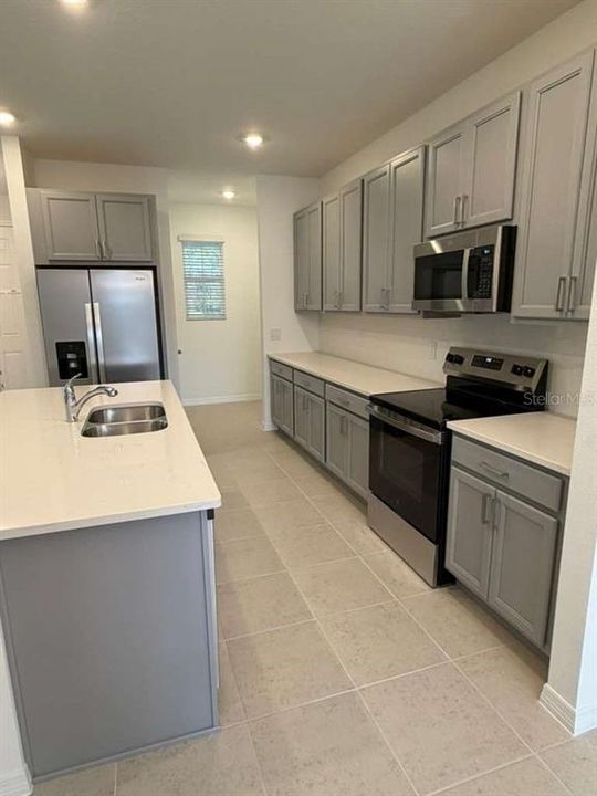 For Rent: $3,500 (3 beds, 2 baths, 2134 Square Feet)