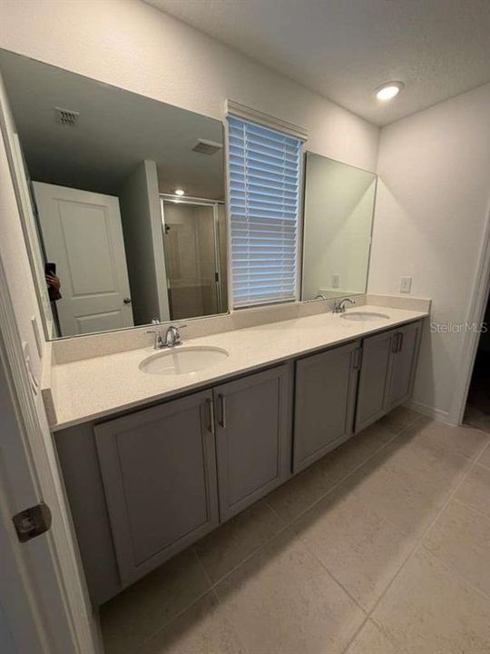 For Rent: $3,500 (3 beds, 2 baths, 2134 Square Feet)