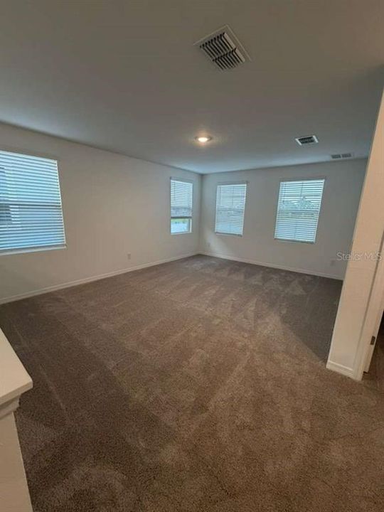 For Rent: $3,500 (3 beds, 2 baths, 2134 Square Feet)