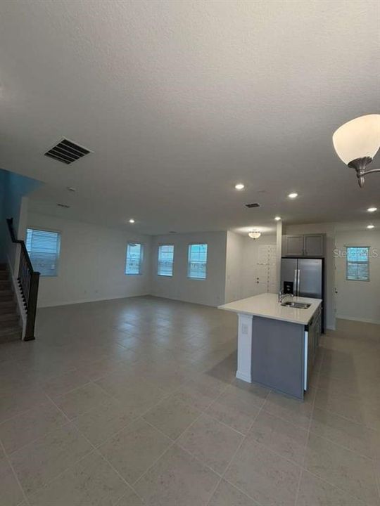 For Rent: $3,500 (3 beds, 2 baths, 2134 Square Feet)