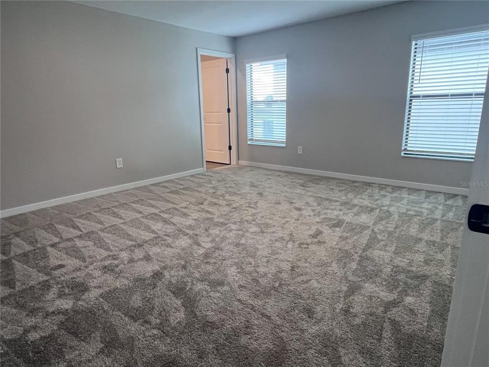 En Renta: $2,395 (3 camas, 2 baños, 1697 Pies cuadrados)