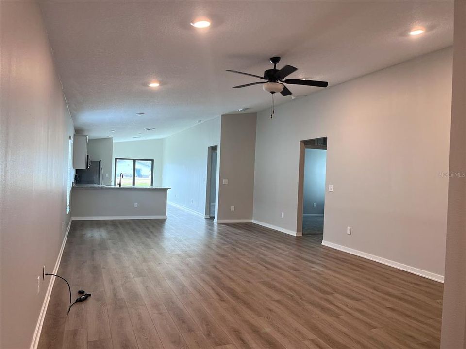 En Renta: $2,395 (3 camas, 2 baños, 1697 Pies cuadrados)