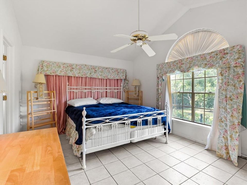 待售: $1,399,900 (4 贝兹, 3 浴室, 2528 平方英尺)