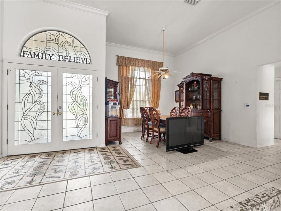 待售: $1,399,900 (4 贝兹, 3 浴室, 2528 平方英尺)