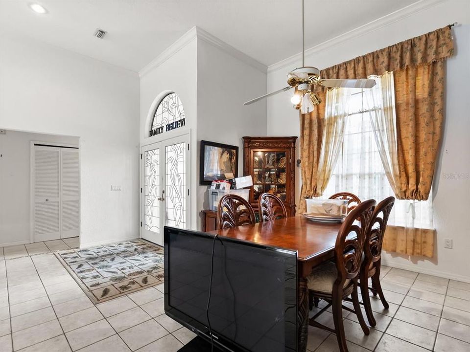 待售: $1,399,900 (4 贝兹, 3 浴室, 2528 平方英尺)