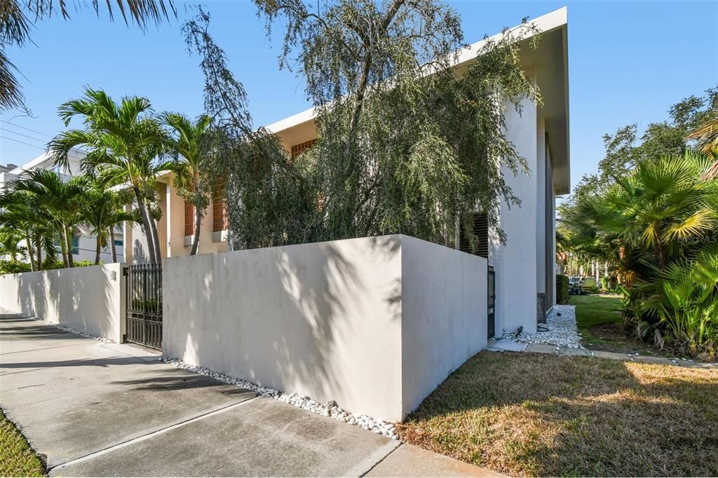 En Venta: $2,999,000 (5 camas, 4 baños, 4497 Pies cuadrados)