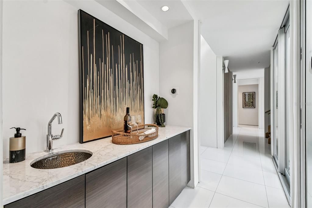 En Venta: $2,999,000 (5 camas, 4 baños, 4497 Pies cuadrados)