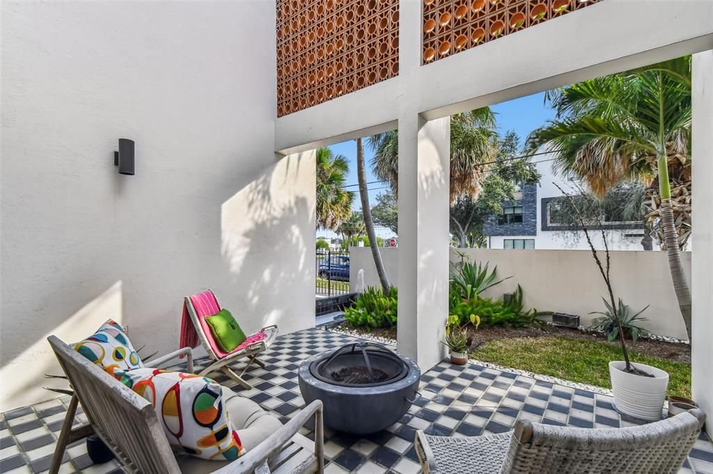 En Venta: $2,999,000 (5 camas, 4 baños, 4497 Pies cuadrados)