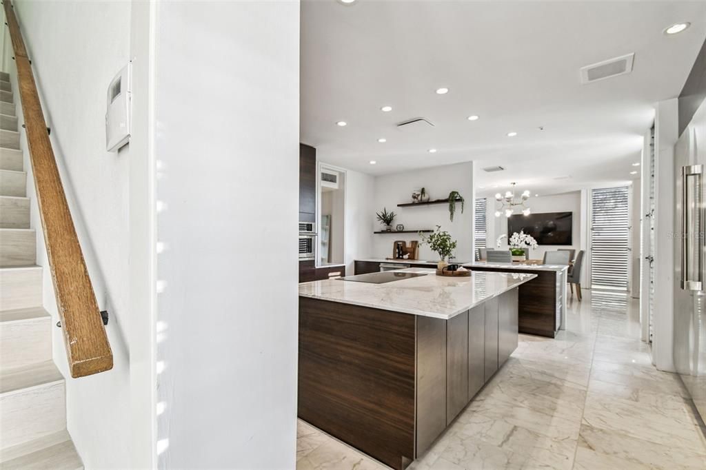 En Venta: $2,999,000 (5 camas, 4 baños, 4497 Pies cuadrados)