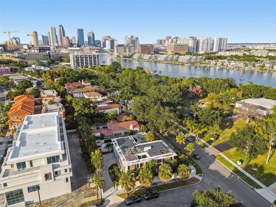 En Venta: $2,999,000 (5 camas, 4 baños, 4497 Pies cuadrados)