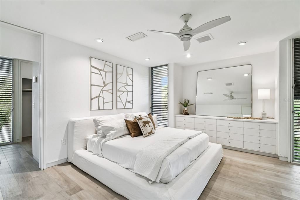 En Venta: $2,999,000 (5 camas, 4 baños, 4497 Pies cuadrados)