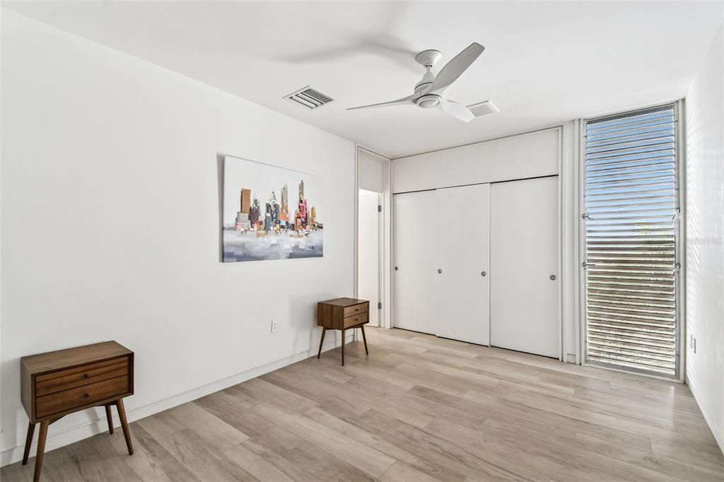 En Venta: $2,999,000 (5 camas, 4 baños, 4497 Pies cuadrados)