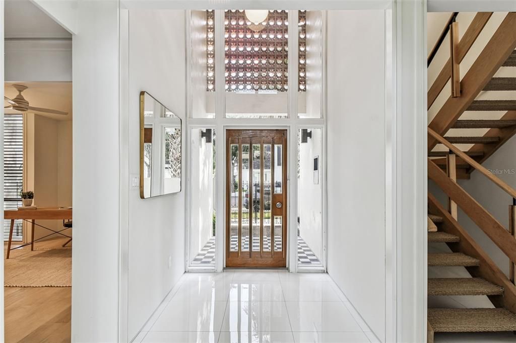 En Venta: $2,999,000 (5 camas, 4 baños, 4497 Pies cuadrados)