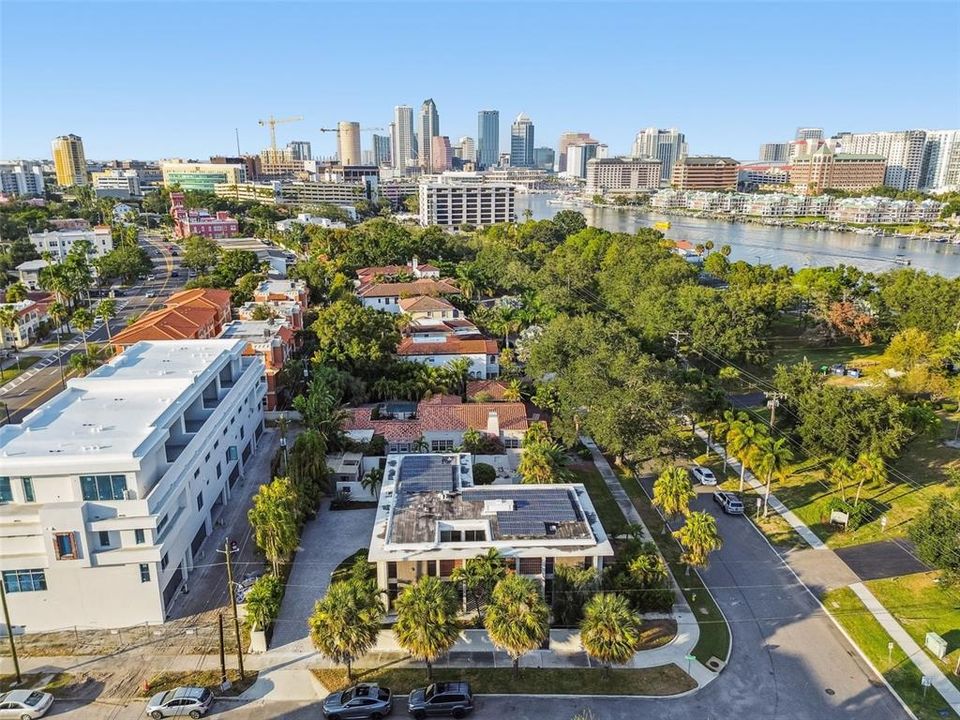 En Venta: $2,999,000 (5 camas, 4 baños, 4497 Pies cuadrados)