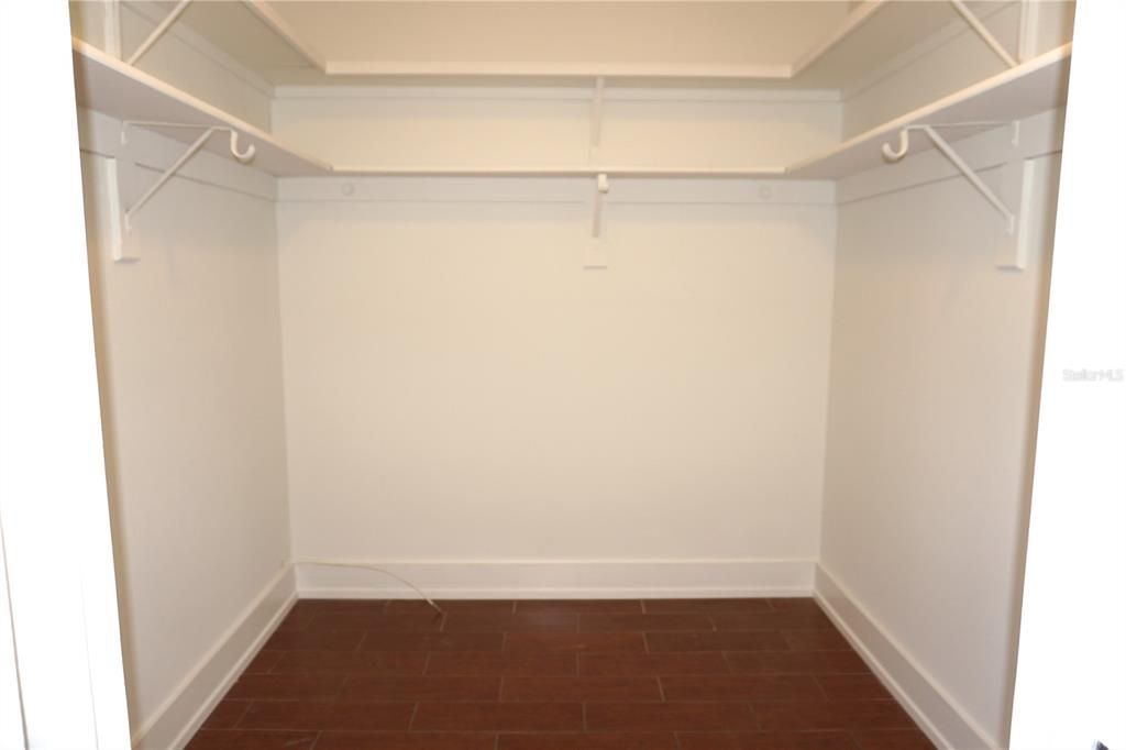 For Sale: $360,000 (2 beds, 2 baths, 1654 Square Feet)