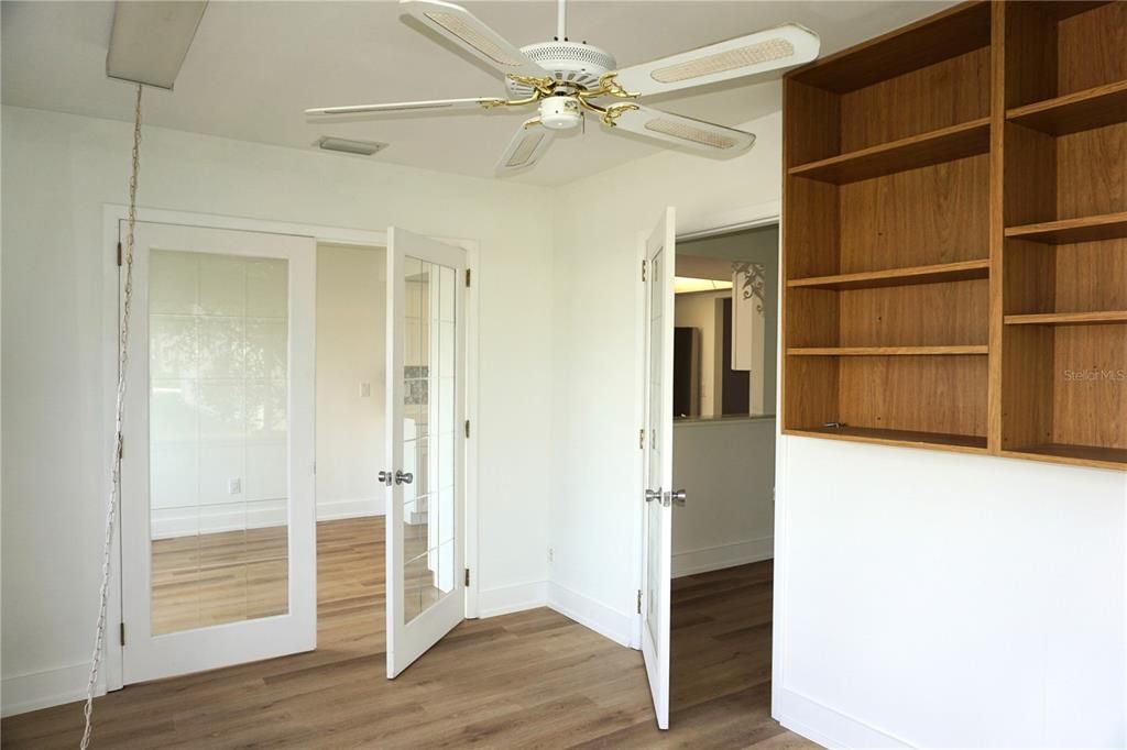 For Sale: $360,000 (2 beds, 2 baths, 1654 Square Feet)