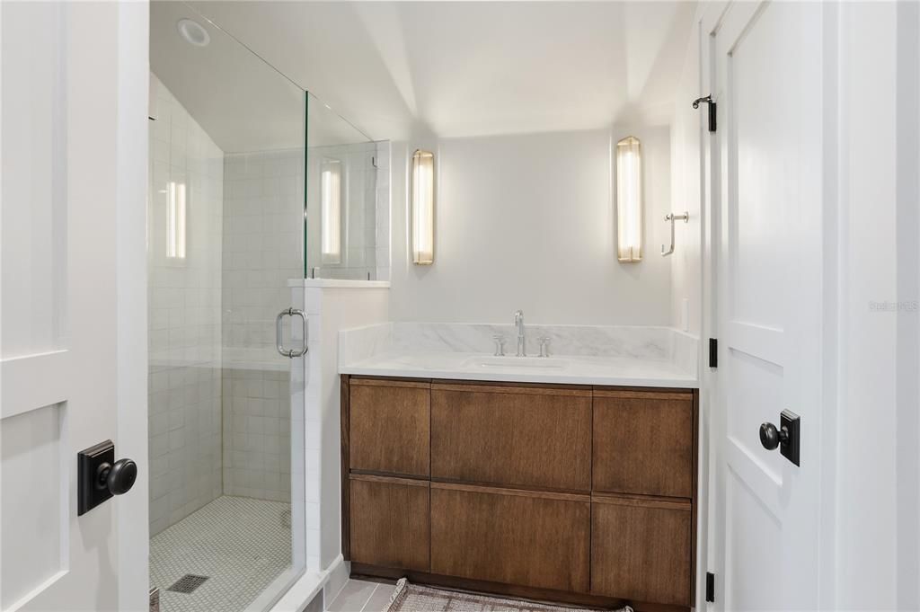 For Sale: $3,575,000 (5 beds, 5 baths, 5478 Square Feet)