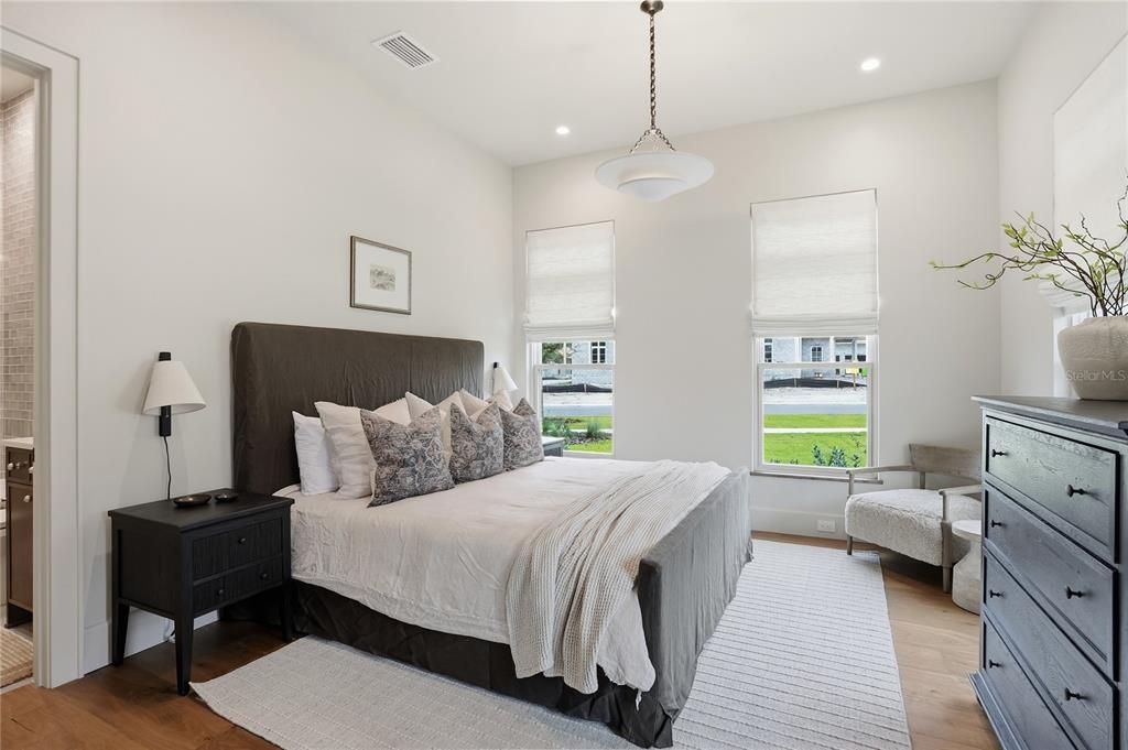 For Sale: $3,575,000 (5 beds, 5 baths, 5478 Square Feet)