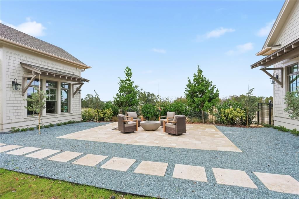 For Sale: $3,575,000 (5 beds, 5 baths, 5478 Square Feet)