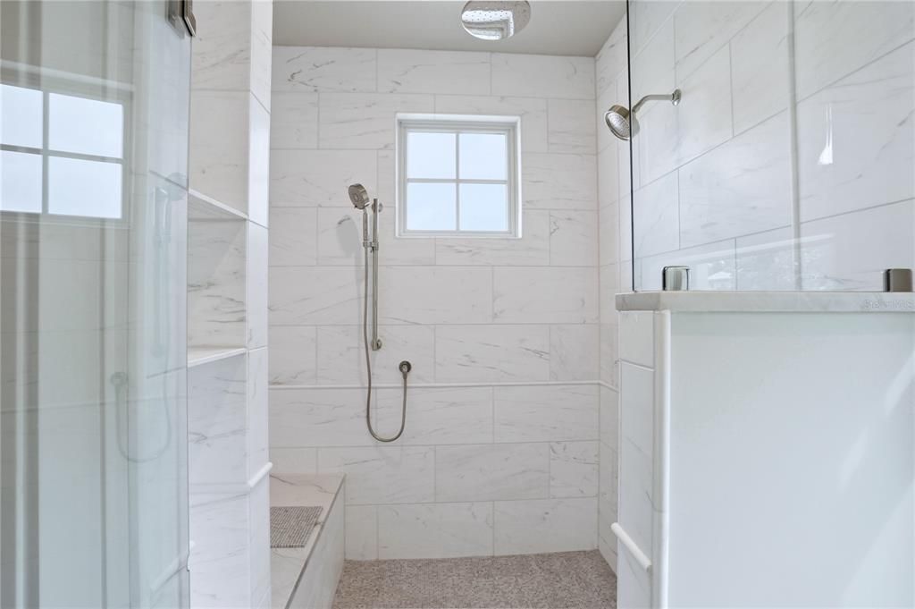 For Sale: $3,575,000 (5 beds, 5 baths, 5478 Square Feet)