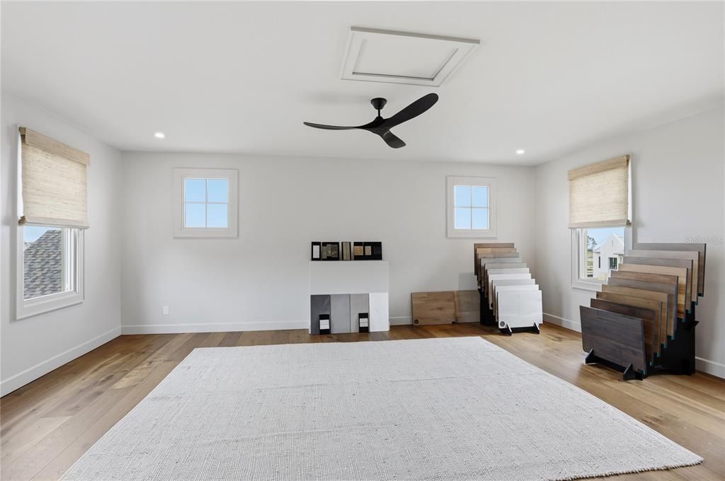 For Sale: $3,575,000 (5 beds, 5 baths, 5478 Square Feet)