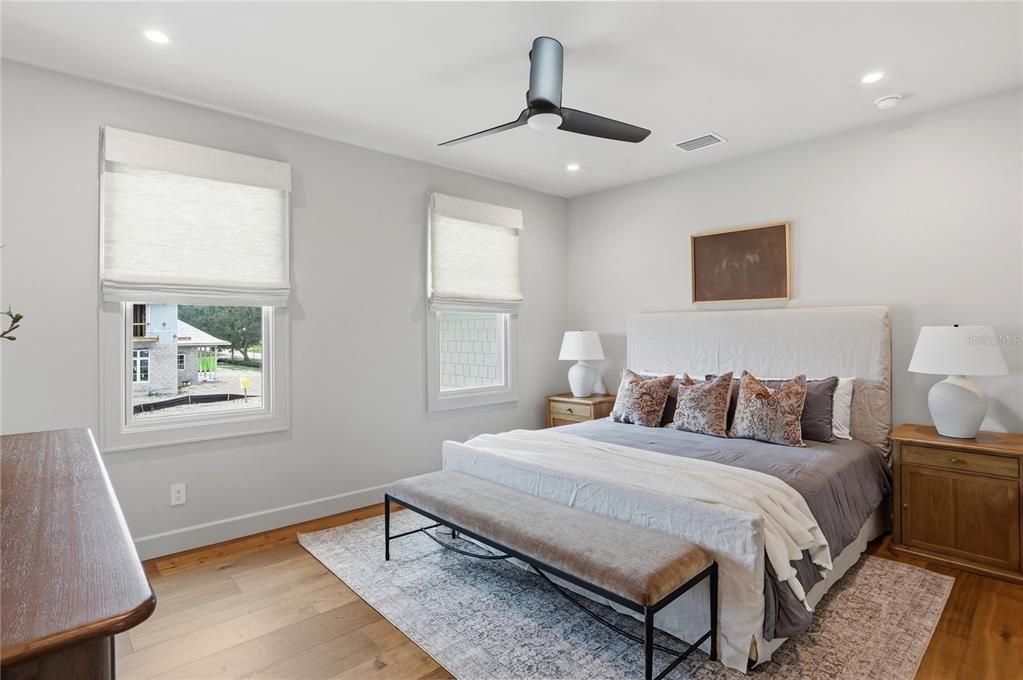 For Sale: $3,575,000 (5 beds, 5 baths, 5478 Square Feet)