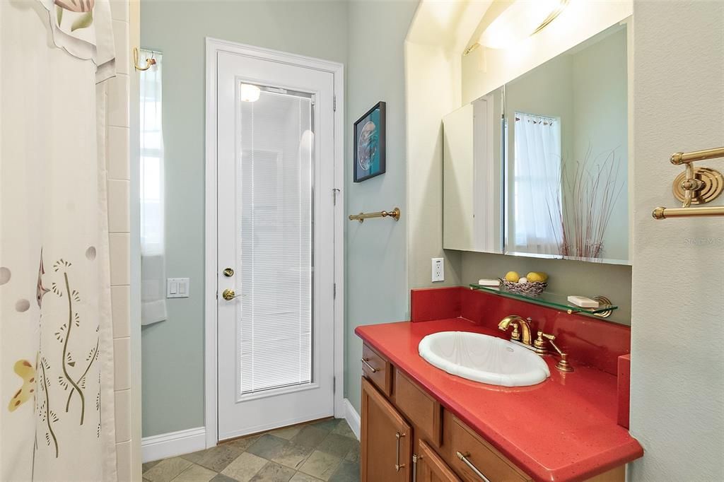 待售: $1,100,000 (3 贝兹, 2 浴室, 2823 平方英尺)