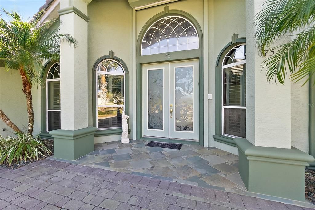 待售: $1,100,000 (3 贝兹, 2 浴室, 2823 平方英尺)