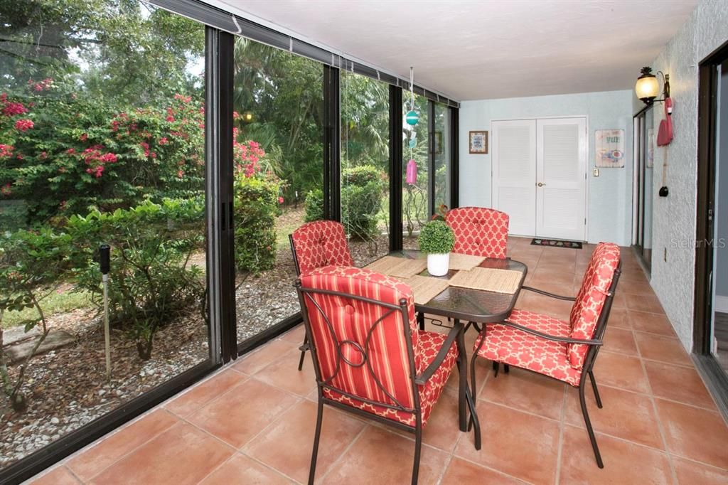 For Sale: $334,900 (3 beds, 2 baths, 1632 Square Feet)