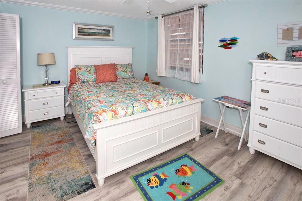 For Sale: $334,900 (3 beds, 2 baths, 1632 Square Feet)