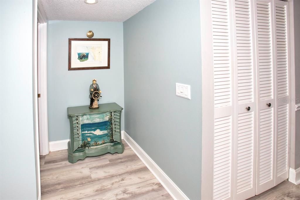 For Sale: $334,900 (3 beds, 2 baths, 1632 Square Feet)