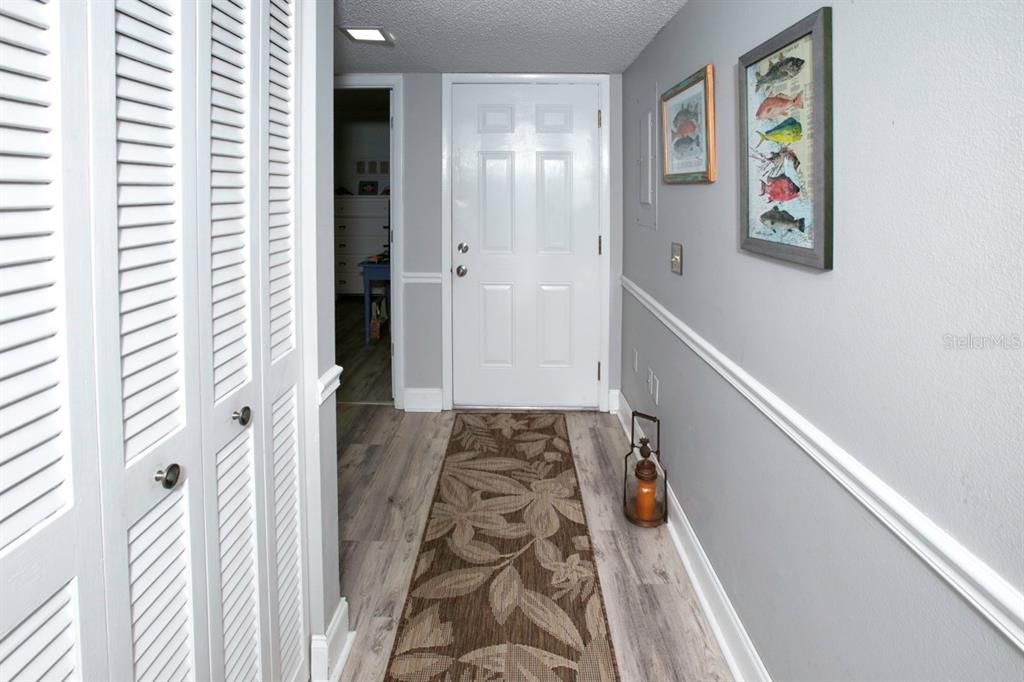 For Sale: $334,900 (3 beds, 2 baths, 1632 Square Feet)