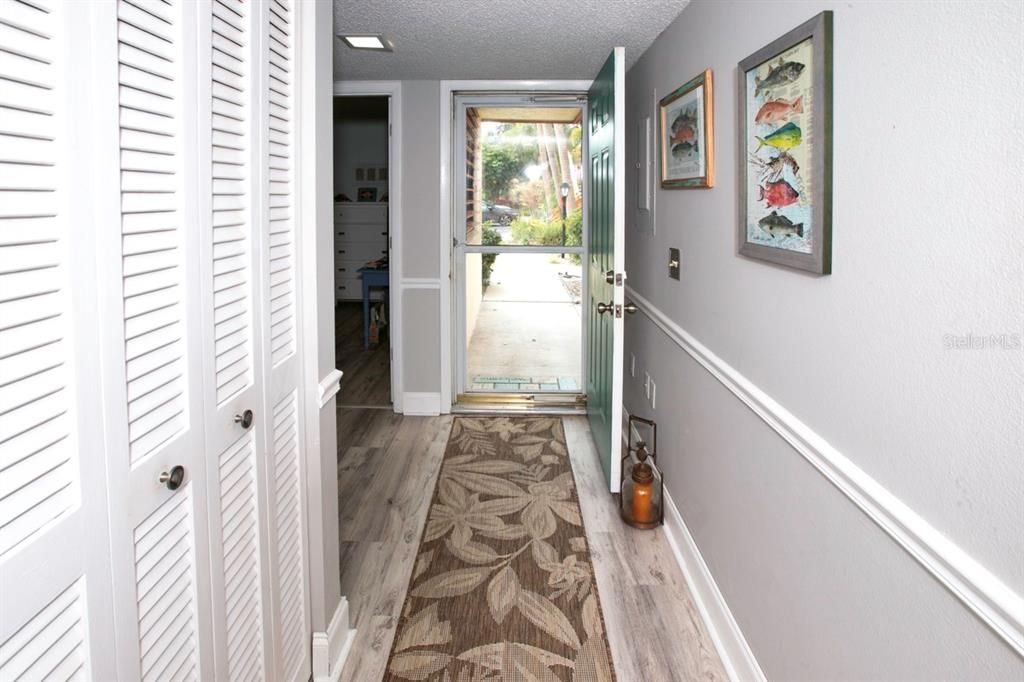 For Sale: $334,900 (3 beds, 2 baths, 1632 Square Feet)