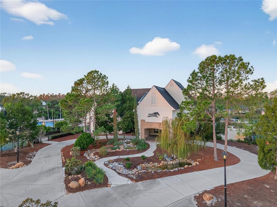 En Venta: $550,000 (4 camas, 2 baños, 1872 Pies cuadrados)