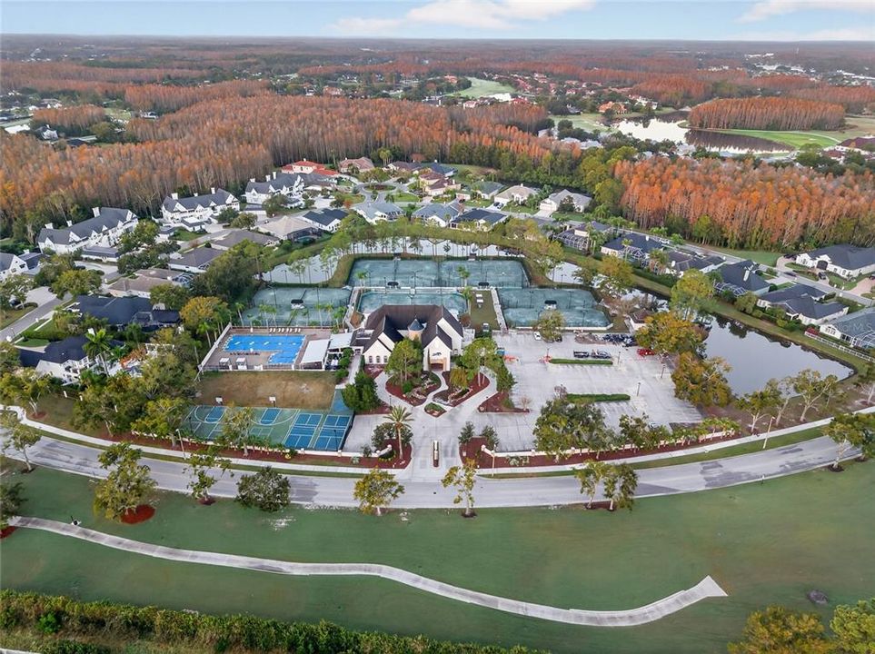 En Venta: $550,000 (4 camas, 2 baños, 1872 Pies cuadrados)