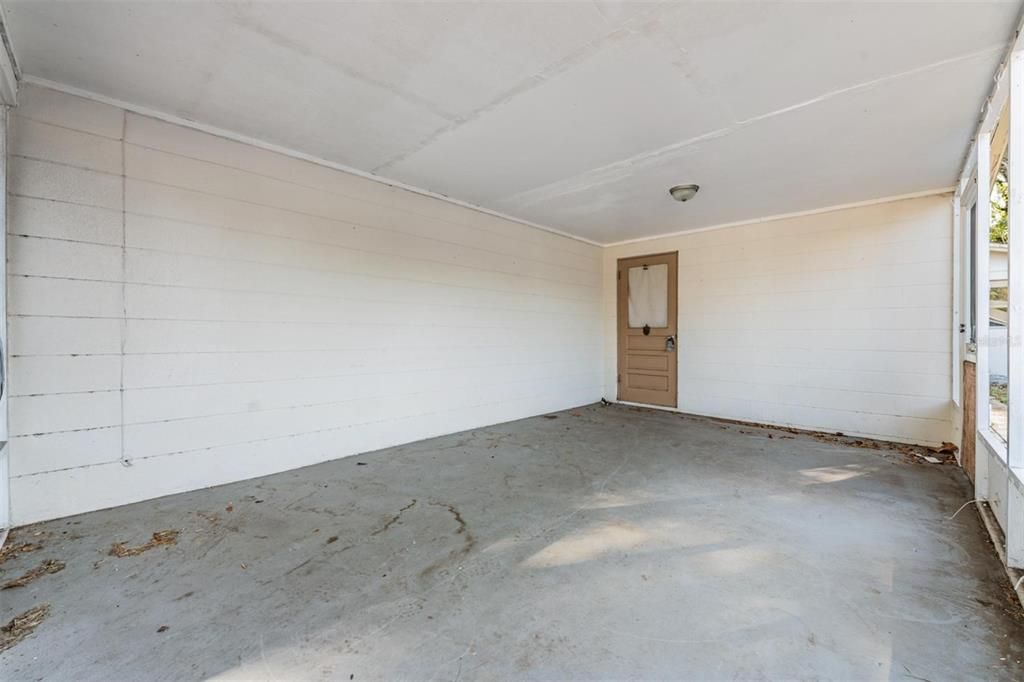 For Sale: $199,000 (2 beds, 1 baths, 1264 Square Feet)